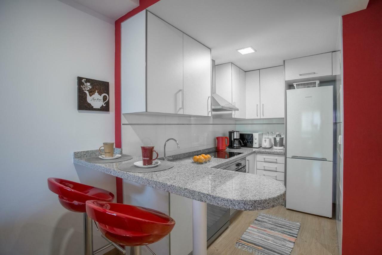 Apartment On The Beach,pool,wifi,garage,valencia