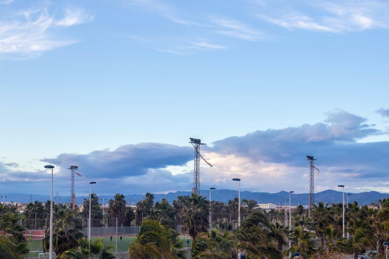 On The Beach,pool,wifi,garage,valencia Apartment *